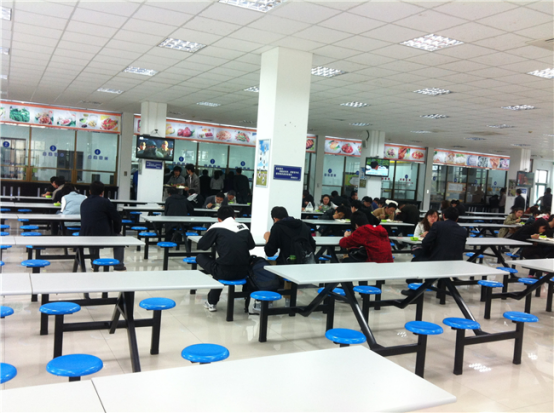 食堂承包讓企業輕裝上陣，提高競爭力